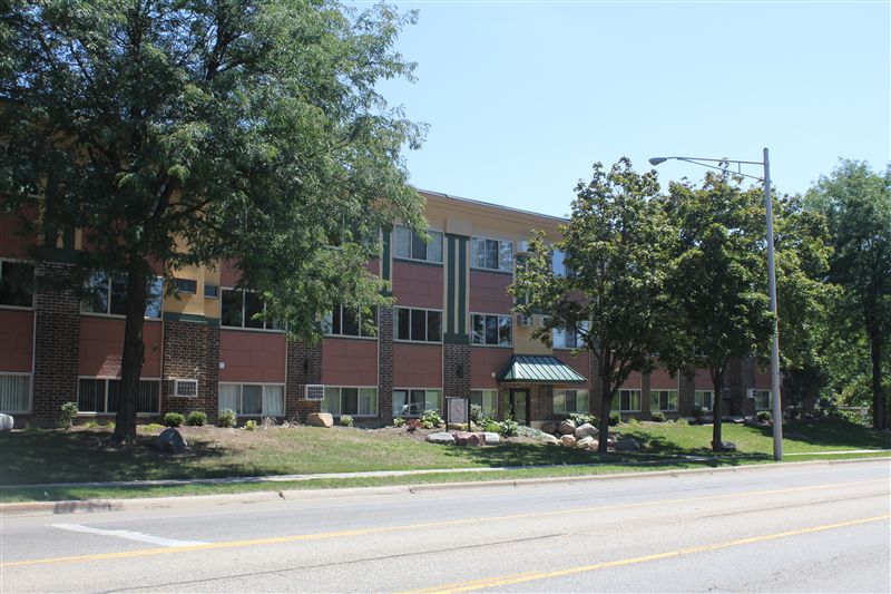 Abbott Manor Apartments - uCribs